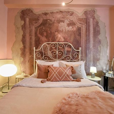 Magic Studio - A Central Fairytale Experience Bucarest Extérieur photo