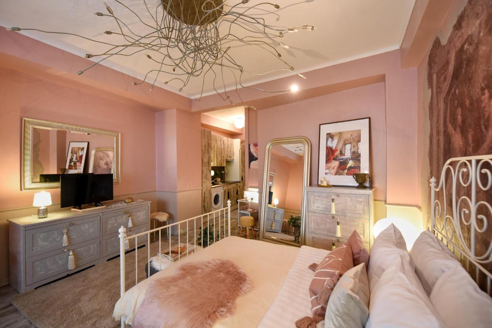 Magic Studio - A Central Fairytale Experience Bucarest Extérieur photo